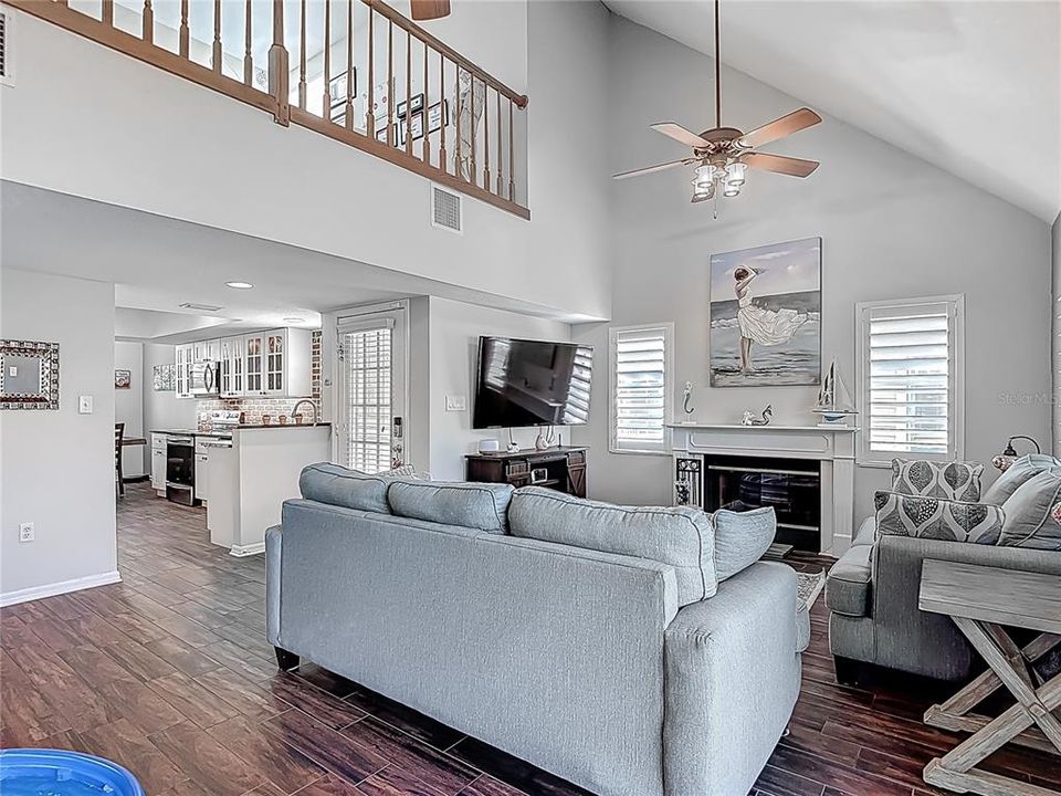 For Sale: $290,000 (3 beds, 2 baths, 1534 Square Feet)