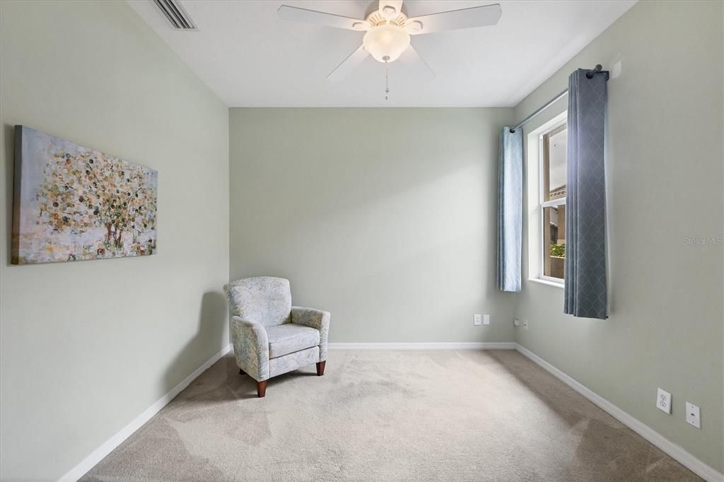 En Venta: $599,999 (4 camas, 3 baños, 2714 Pies cuadrados)