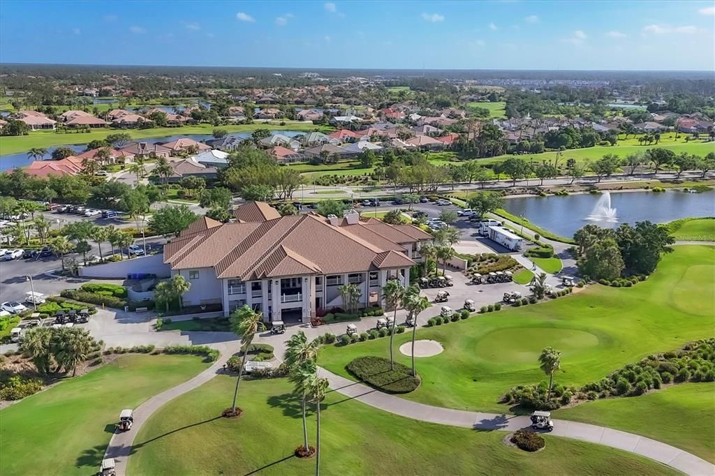 En Venta: $599,999 (4 camas, 3 baños, 2714 Pies cuadrados)