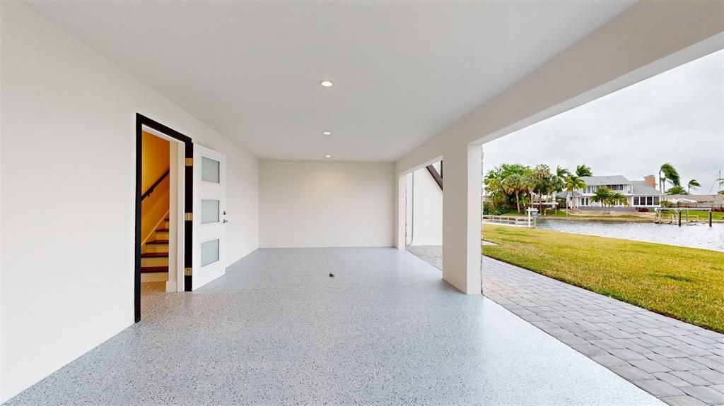 En Venta: $840,000 (4 camas, 2 baños, 2396 Pies cuadrados)