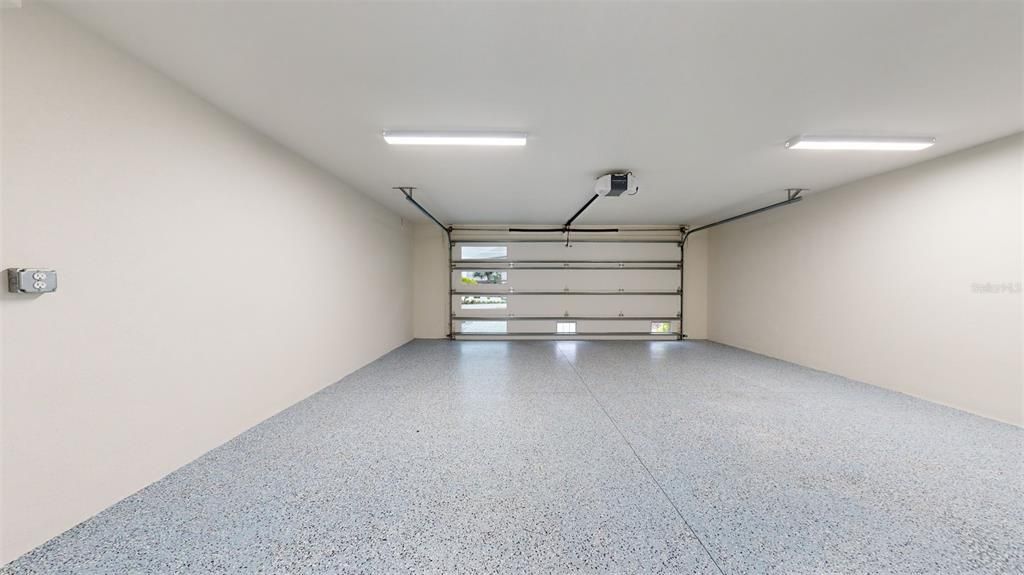 En Venta: $840,000 (4 camas, 2 baños, 2396 Pies cuadrados)