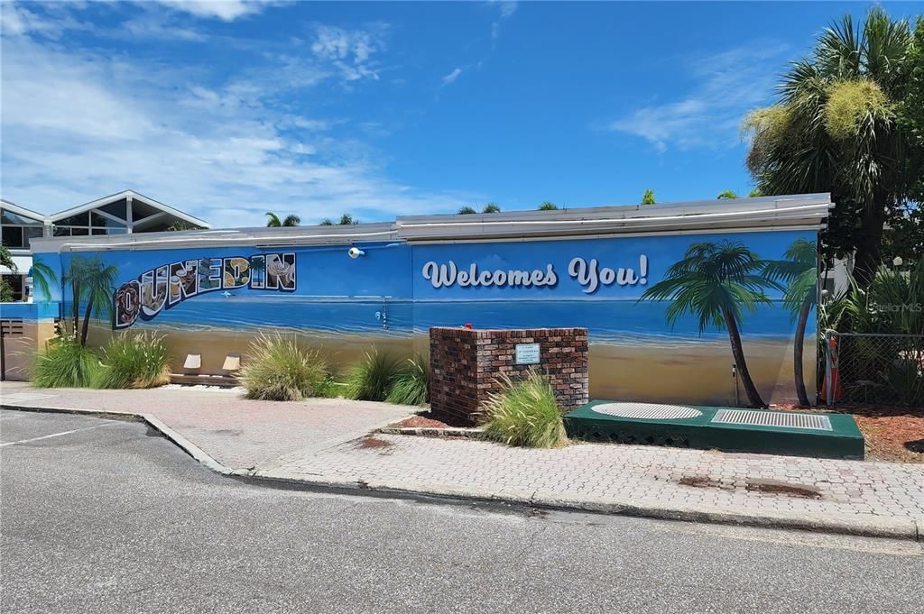 For Sale: $1,124,000 (3 beds, 2 baths, 1784 Square Feet)