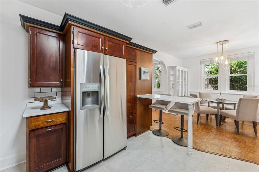 For Sale: $1,124,000 (3 beds, 2 baths, 1784 Square Feet)