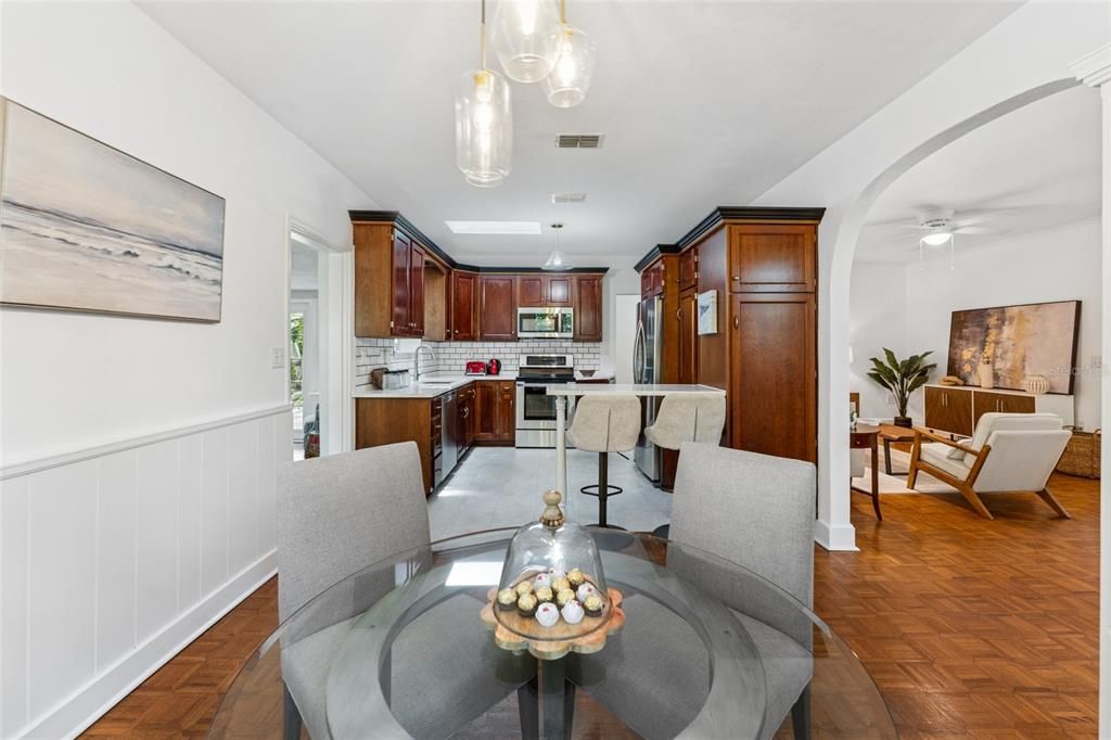 For Sale: $1,124,000 (3 beds, 2 baths, 1784 Square Feet)