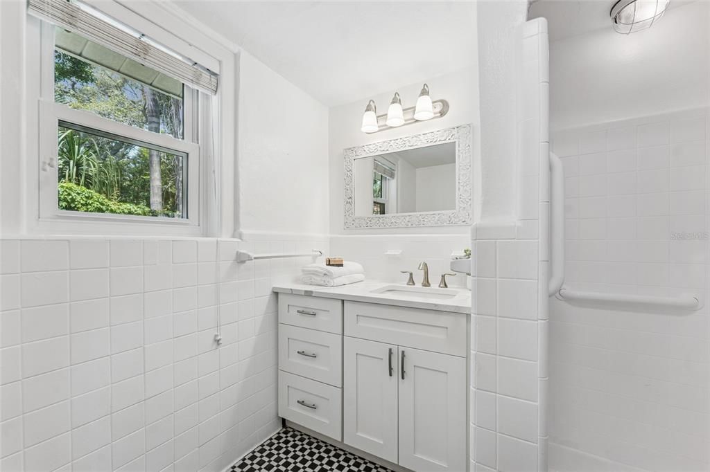 Primary Suite Bathroom