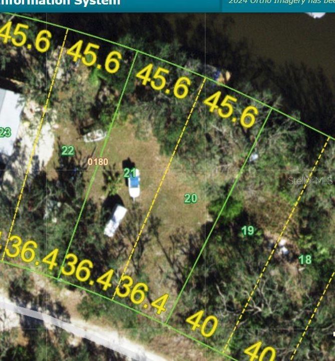 На продажу: $121,900 (0.28 acres)