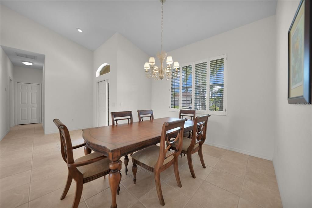 For Sale: $649,900 (4 beds, 3 baths, 2562 Square Feet)