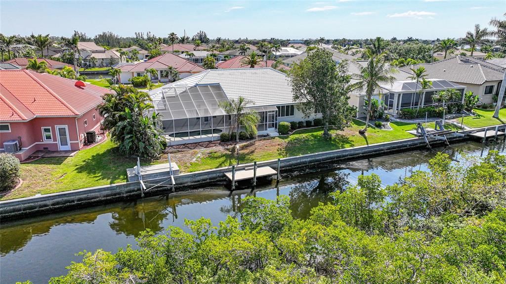 For Sale: $649,900 (4 beds, 3 baths, 2562 Square Feet)