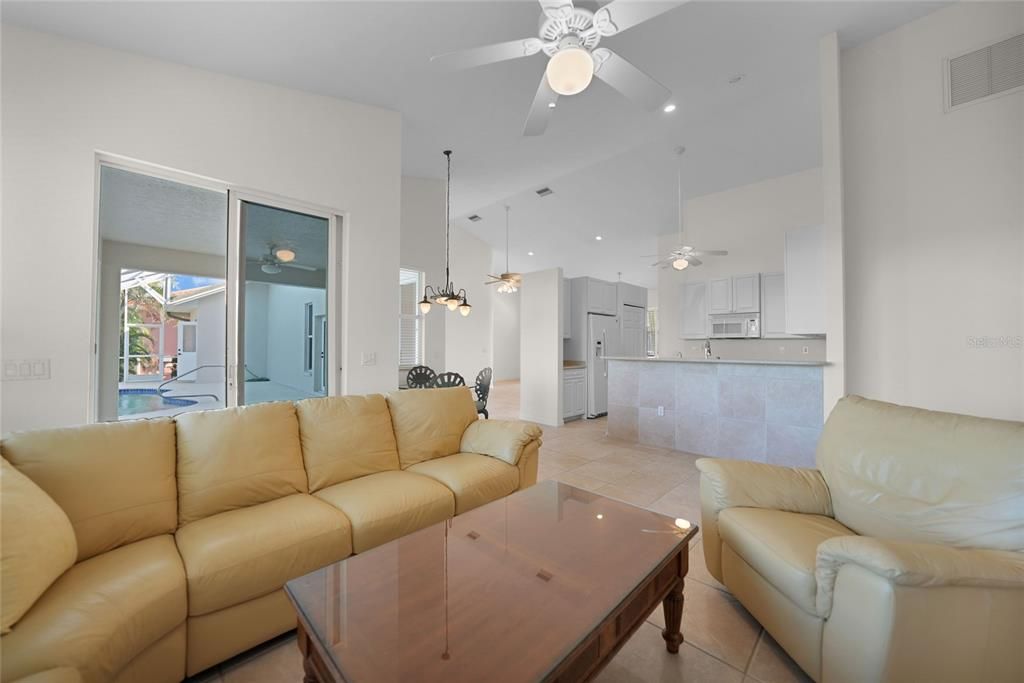 For Sale: $649,900 (4 beds, 3 baths, 2562 Square Feet)