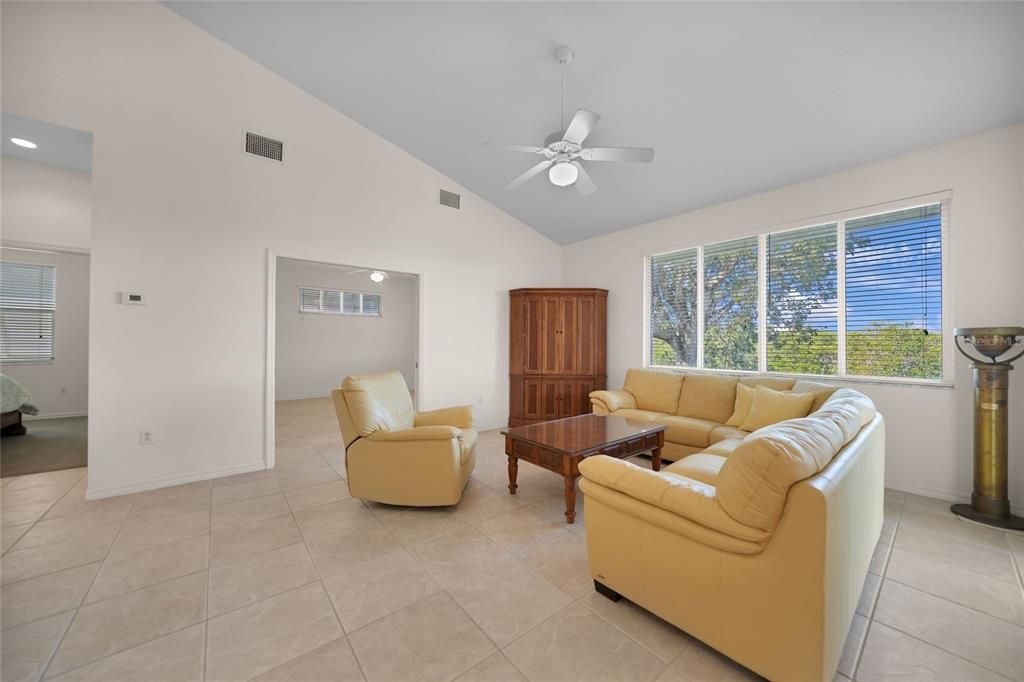 For Sale: $649,900 (4 beds, 3 baths, 2562 Square Feet)