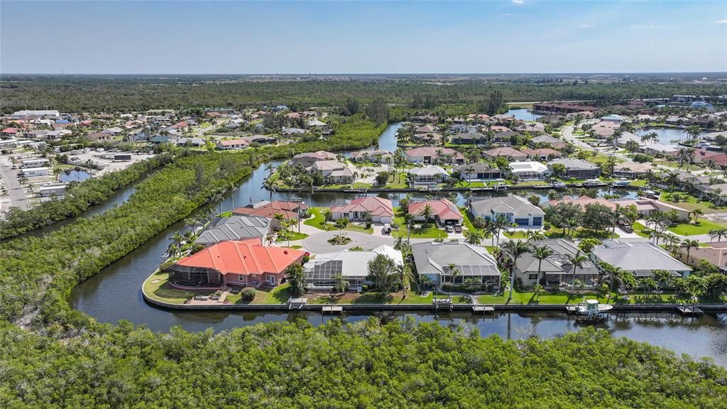 For Sale: $649,900 (4 beds, 3 baths, 2562 Square Feet)