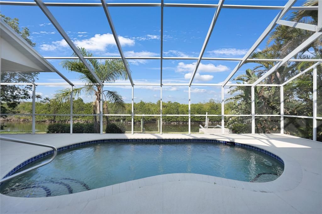 For Sale: $649,900 (4 beds, 3 baths, 2562 Square Feet)