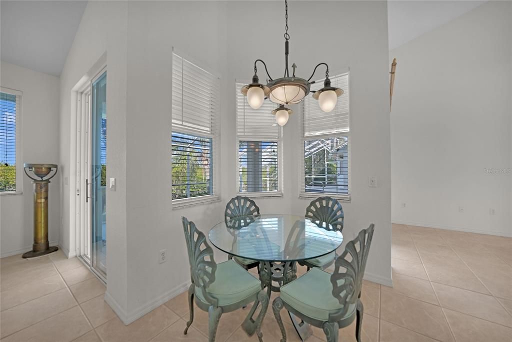 For Sale: $649,900 (4 beds, 3 baths, 2562 Square Feet)