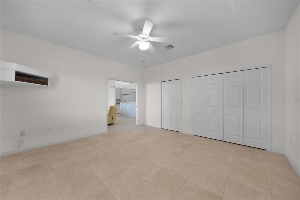 For Sale: $649,900 (4 beds, 3 baths, 2562 Square Feet)