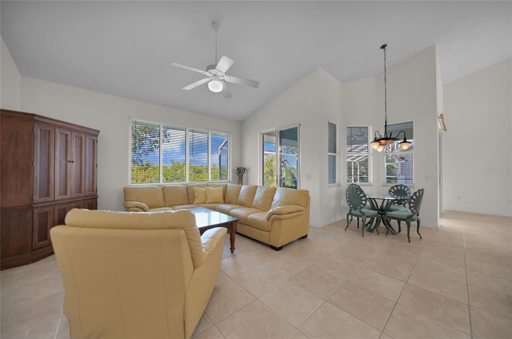 For Sale: $649,900 (4 beds, 3 baths, 2562 Square Feet)