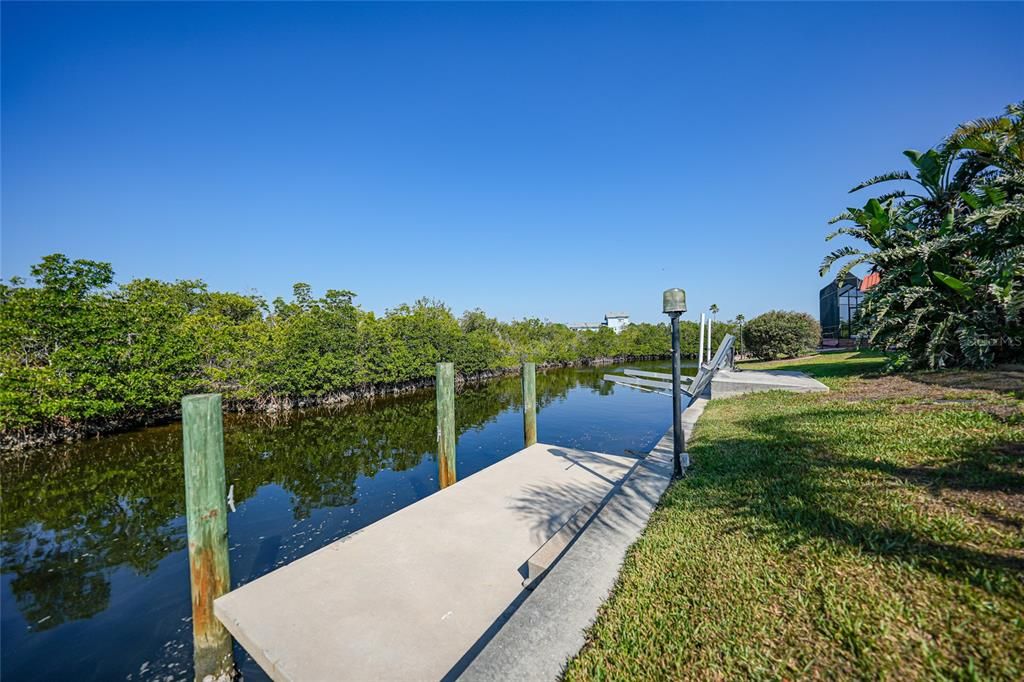 For Sale: $649,900 (4 beds, 3 baths, 2562 Square Feet)