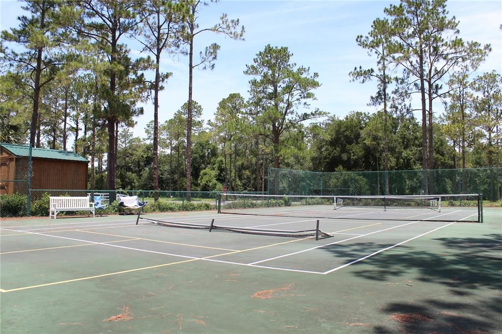 En Venta: $199,900 (5.24 acres)