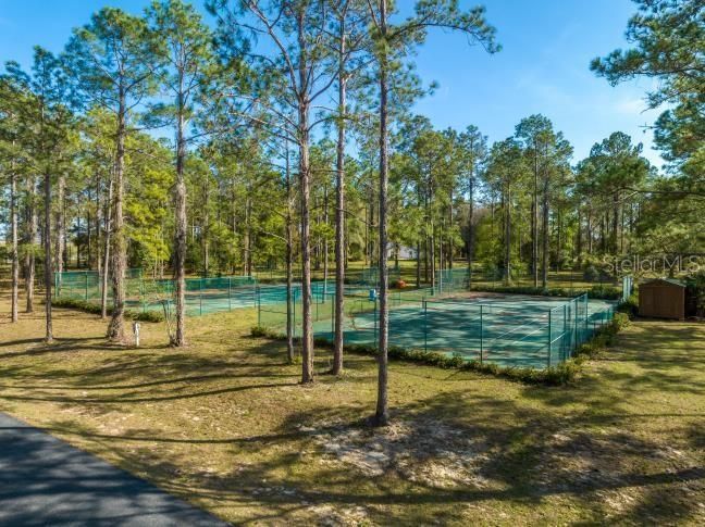 En Venta: $199,900 (5.24 acres)
