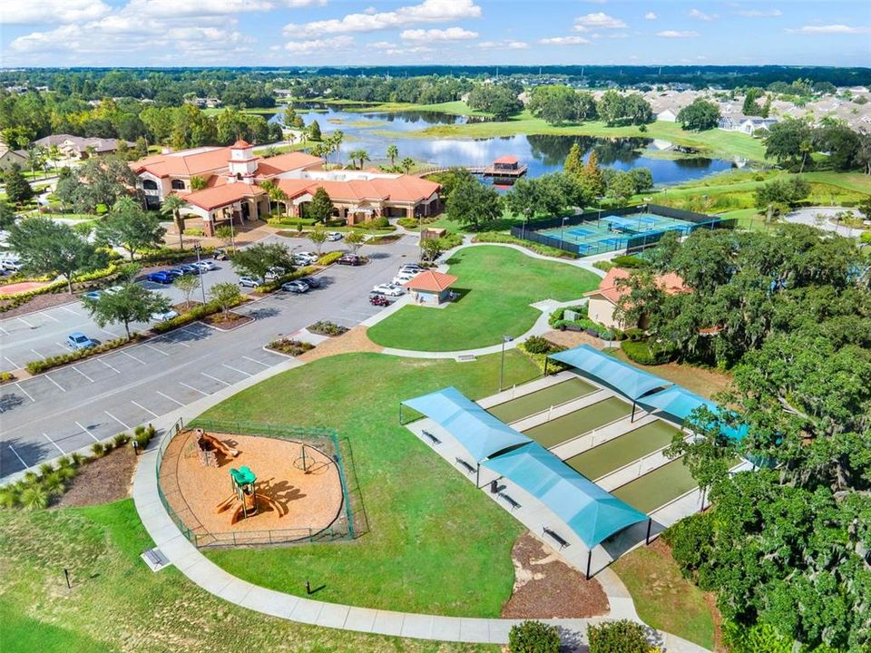 For Sale: $285,000 (3 beds, 2 baths, 1594 Square Feet)