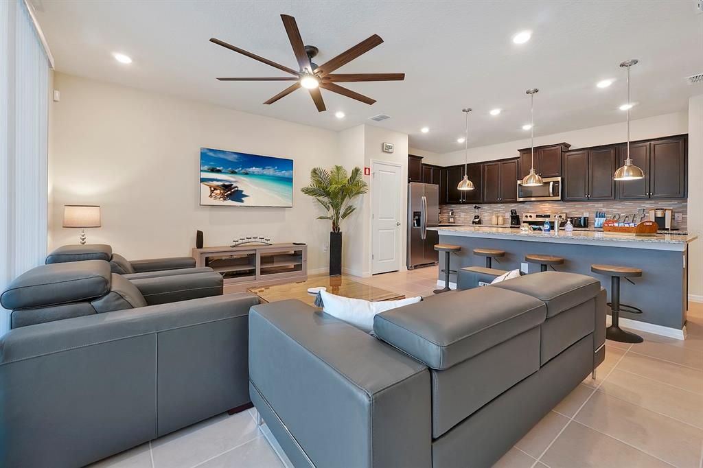 For Sale: $489,000 (5 beds, 4 baths, 2283 Square Feet)