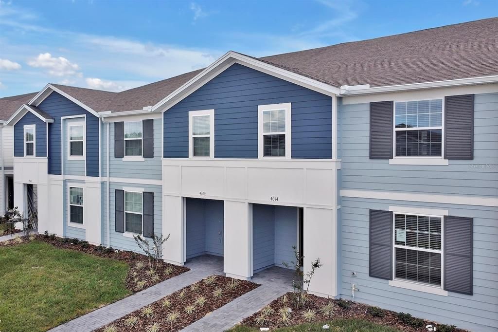 For Sale: $489,000 (5 beds, 4 baths, 2283 Square Feet)