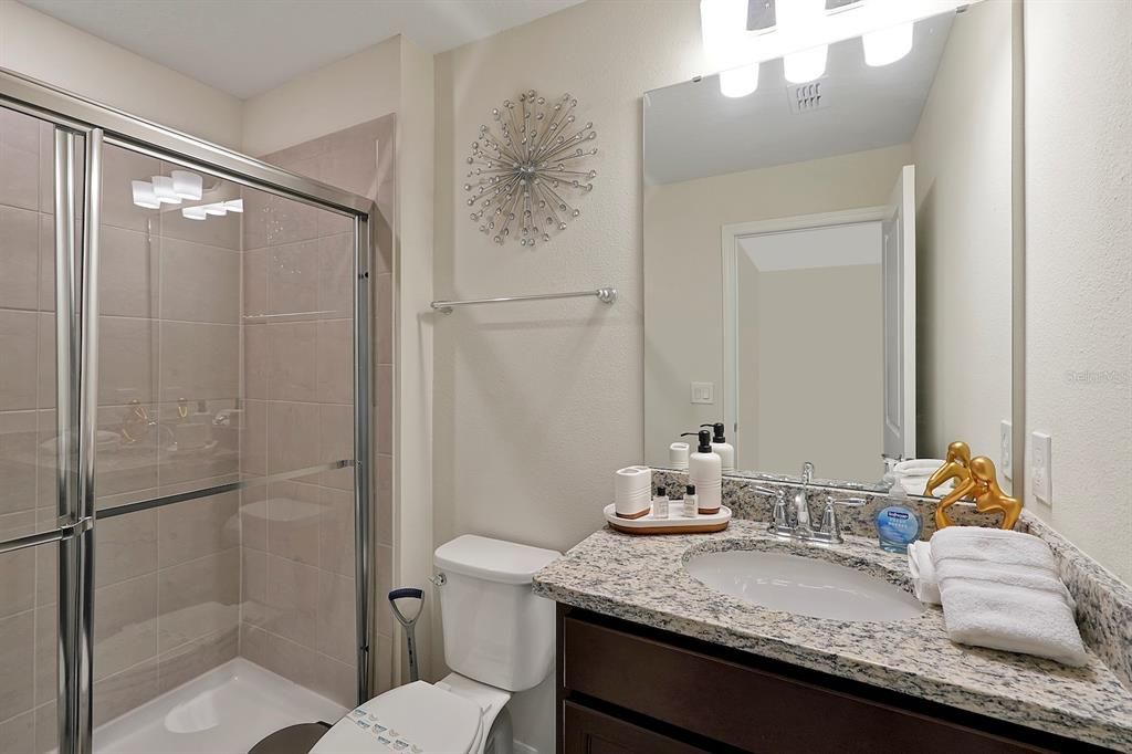 For Sale: $489,000 (5 beds, 4 baths, 2283 Square Feet)