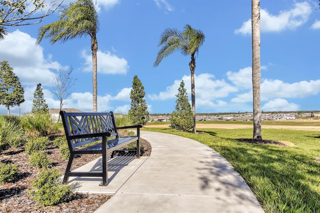 For Sale: $489,000 (5 beds, 4 baths, 2283 Square Feet)