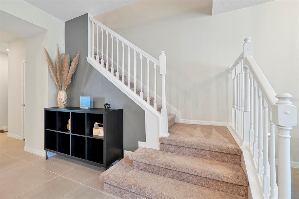 For Sale: $489,000 (5 beds, 4 baths, 2283 Square Feet)