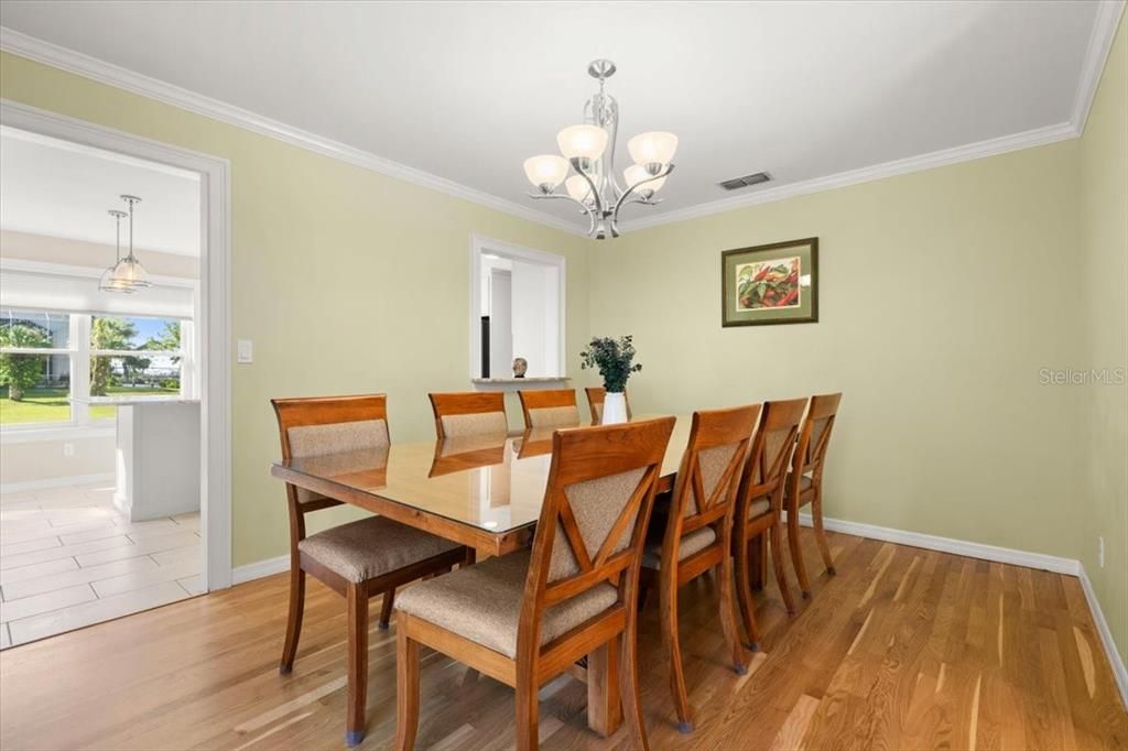 For Sale: $1,750,000 (3 beds, 2 baths, 3230 Square Feet)