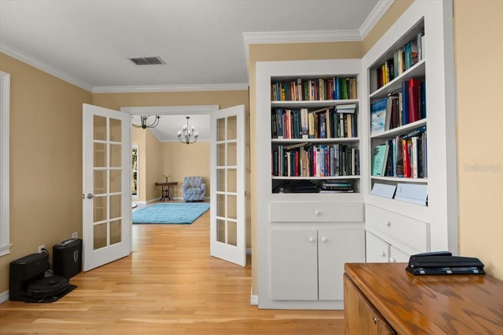 For Sale: $1,750,000 (3 beds, 2 baths, 3230 Square Feet)