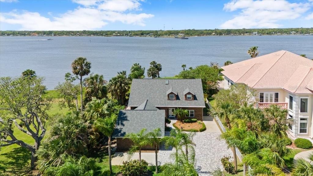 For Sale: $1,750,000 (3 beds, 2 baths, 3230 Square Feet)