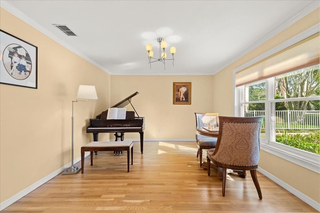 For Sale: $1,750,000 (3 beds, 2 baths, 3230 Square Feet)