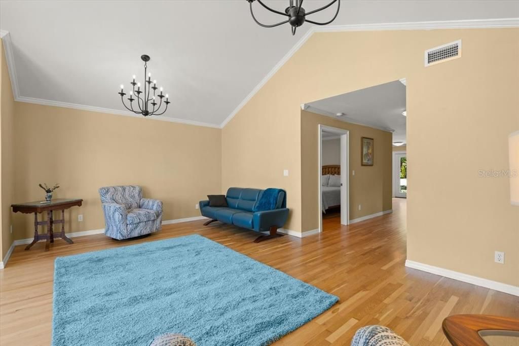 For Sale: $1,750,000 (3 beds, 2 baths, 3230 Square Feet)