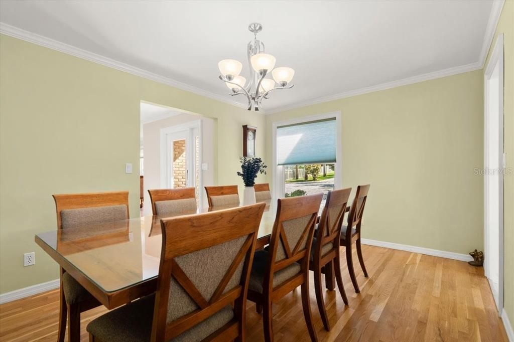 For Sale: $1,750,000 (3 beds, 2 baths, 3230 Square Feet)