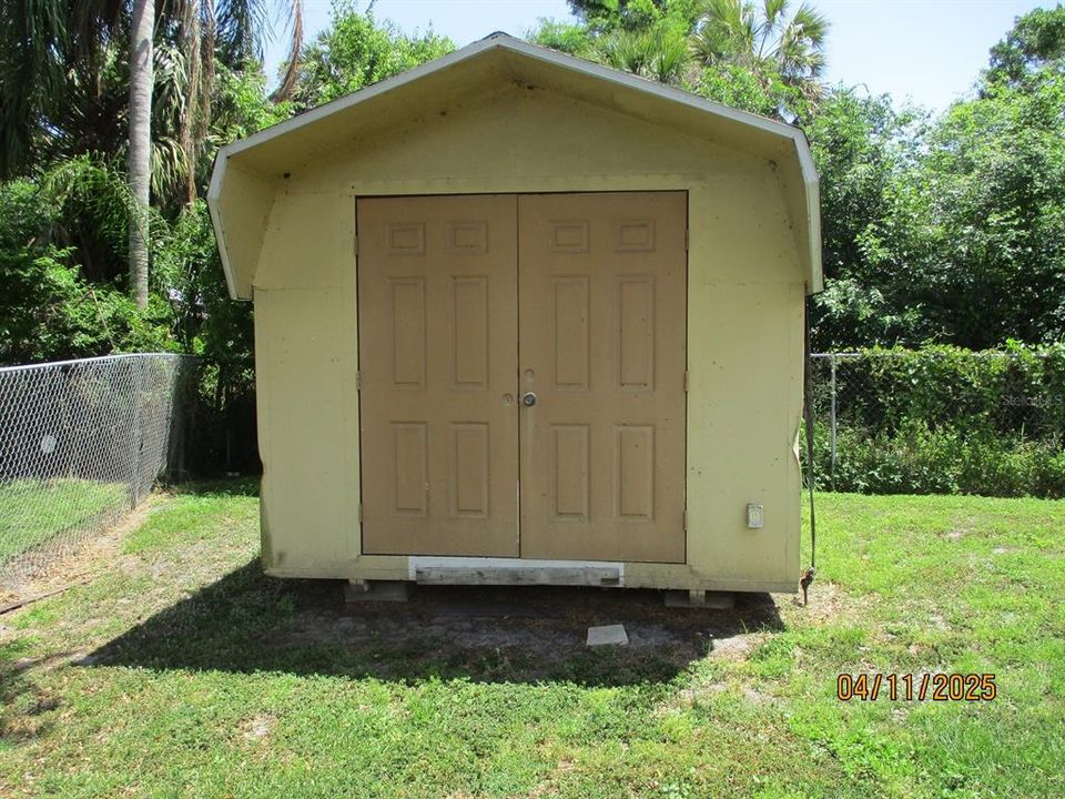 На продажу: $340,000 (4 спален, 2 ванн, 1740 Квадратных фут)