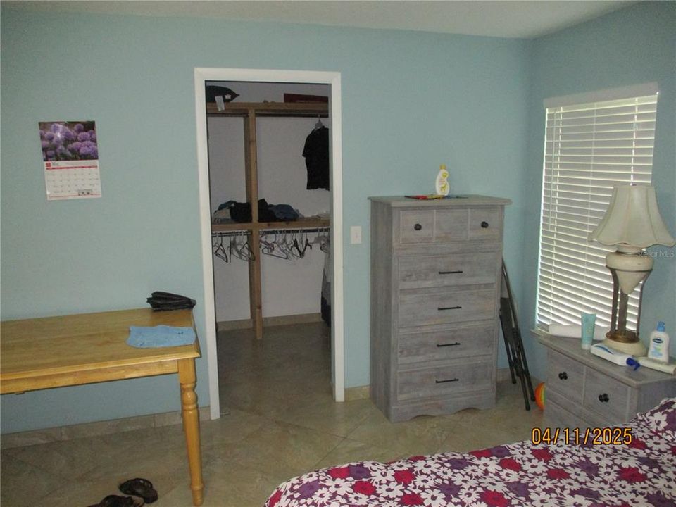 На продажу: $340,000 (4 спален, 2 ванн, 1740 Квадратных фут)