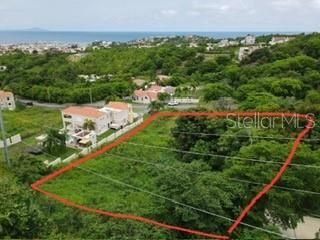 En Venta: $295,000 (0.52 acres)