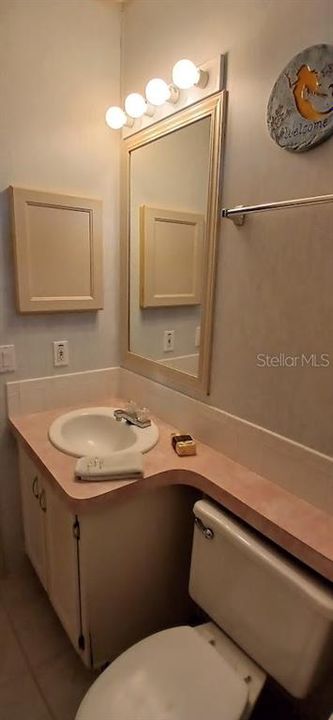 For Sale: $129,500 (2 beds, 2 baths, 960 Square Feet)