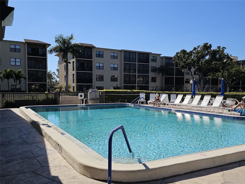 En Venta: $99,900 (2 camas, 2 baños, 1050 Pies cuadrados)