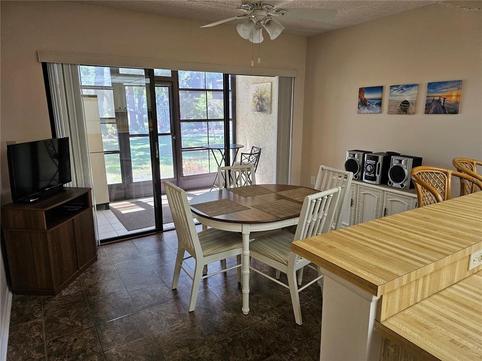 En Venta: $99,900 (2 camas, 2 baños, 1050 Pies cuadrados)