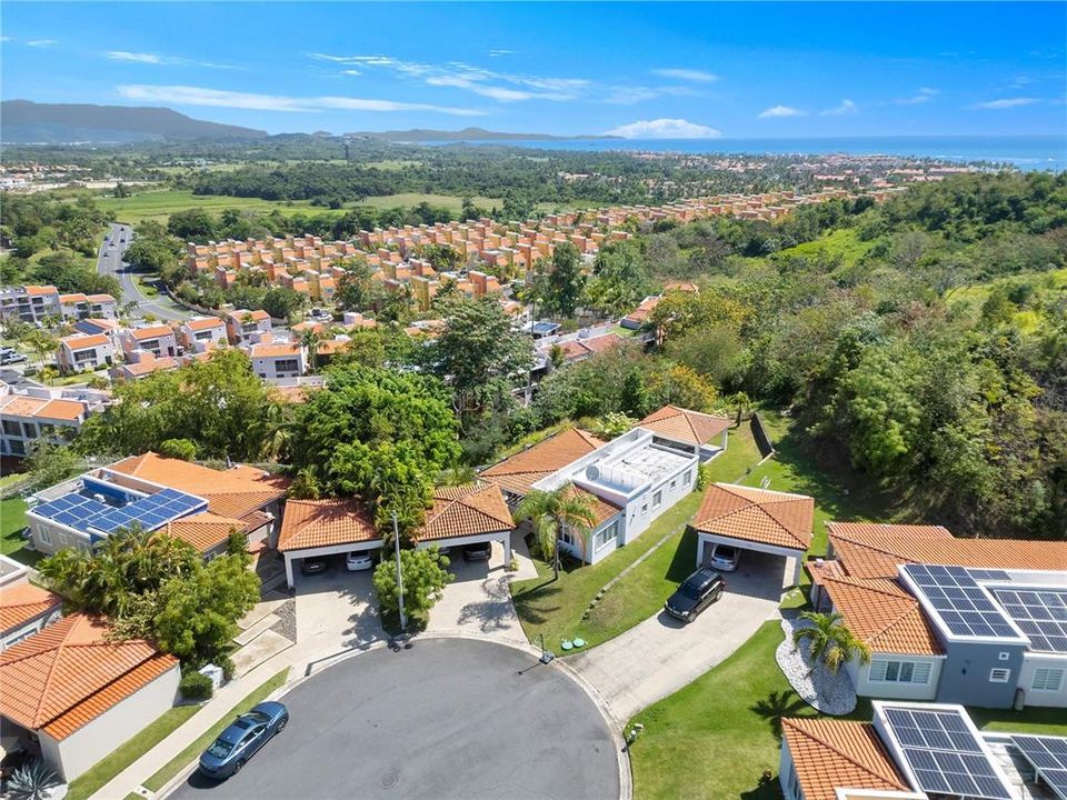 Active With Contract: $675,000 (3 beds, 2 baths, 1700 Square Feet)