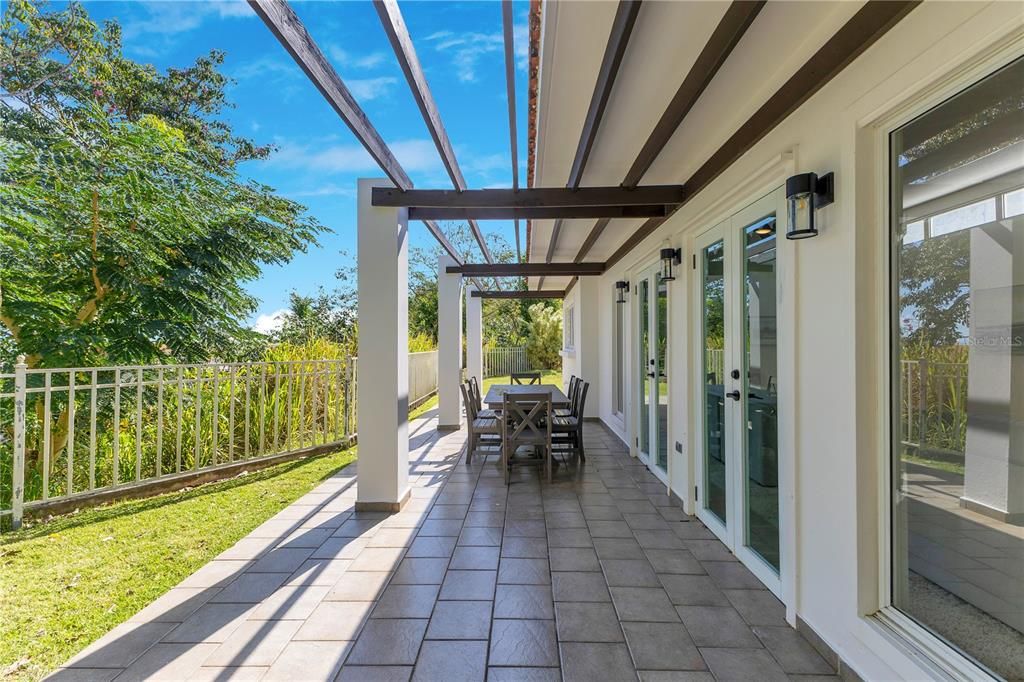 Active With Contract: $675,000 (3 beds, 2 baths, 1700 Square Feet)