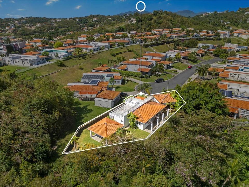 Active With Contract: $675,000 (3 beds, 2 baths, 1700 Square Feet)