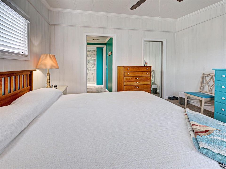 For Sale: $190,000 (3 beds, 2 baths, 1248 Square Feet)