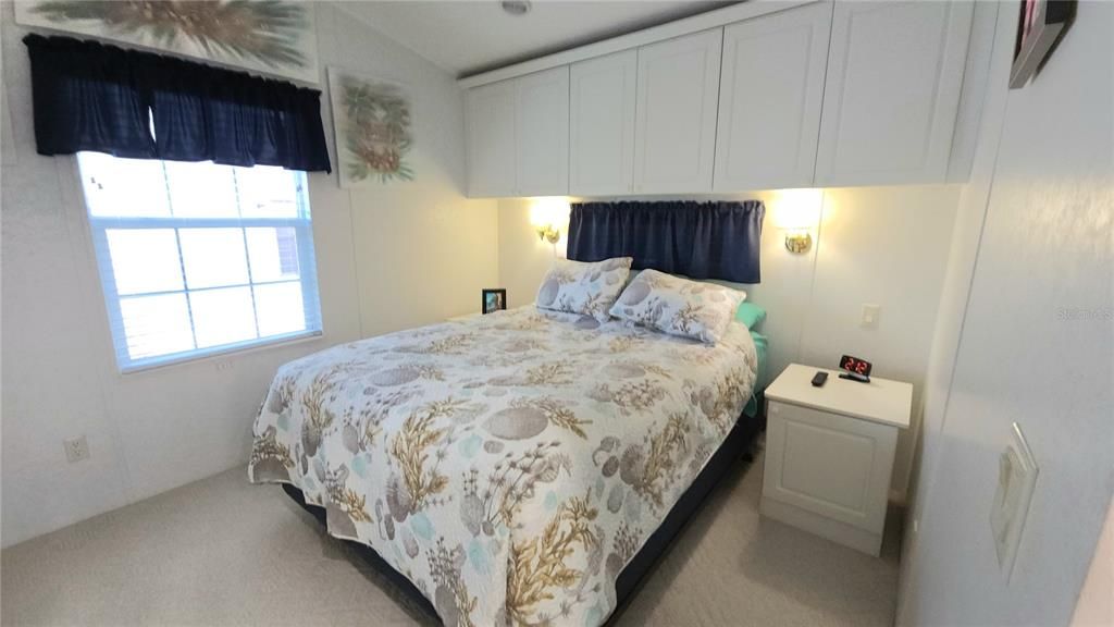 Active With Contract: $155,900 (1 beds, 2 baths, 734 Square Feet)