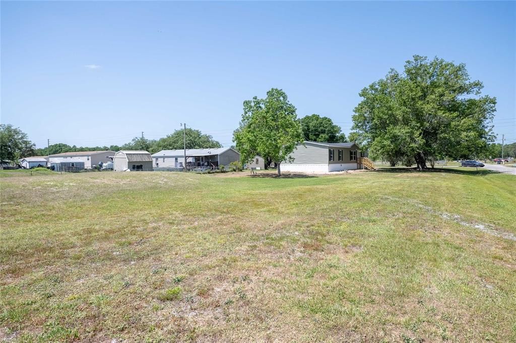 Active With Contract: $259,900 (3 beds, 2 baths, 1456 Square Feet)