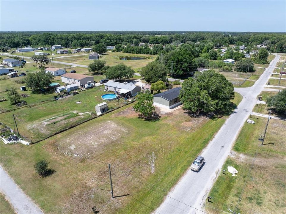 Active With Contract: $259,900 (3 beds, 2 baths, 1456 Square Feet)