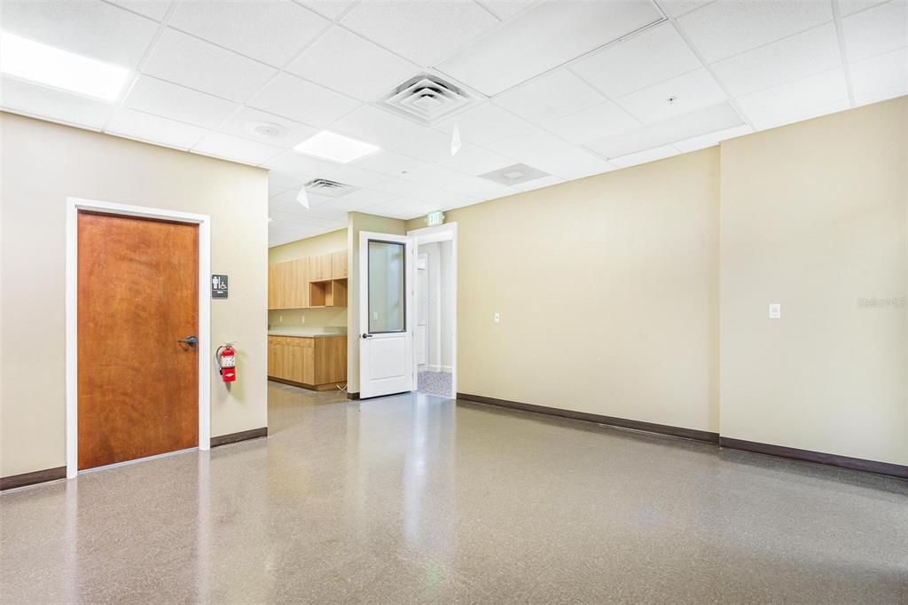 На продажу: $2,900,000 (0 спален, 0 ванн, 16194 Квадратных фут)