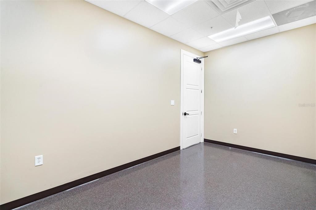 На продажу: $2,900,000 (0 спален, 0 ванн, 16194 Квадратных фут)