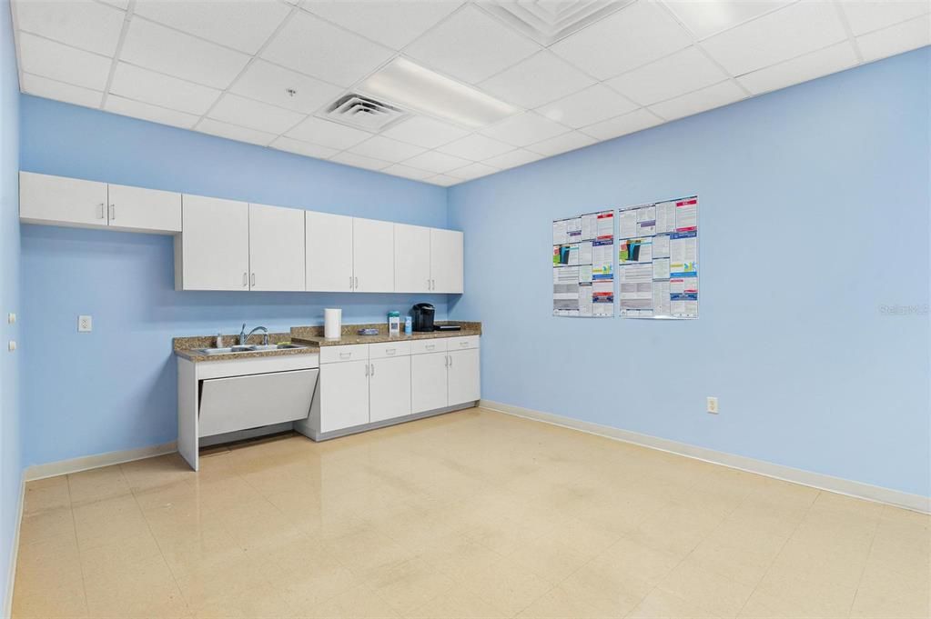 На продажу: $2,900,000 (0 спален, 0 ванн, 16194 Квадратных фут)